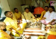 वर्ल्ड कप सेमी फाइनल जीत के लिए खजराना मंदिर में हुई पूजन