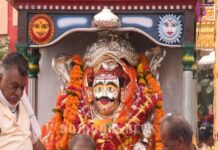 बाबा महाकाल घटाटोप मुखारविंद स्वरूप में प्रजा का हाल जानने निकले
