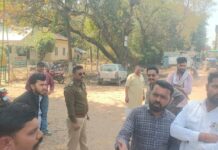 पुलिस एवं राजस्व विभाग की कार्यवाही ओवरलोड वाहनों पर चालानी कार्यवाही